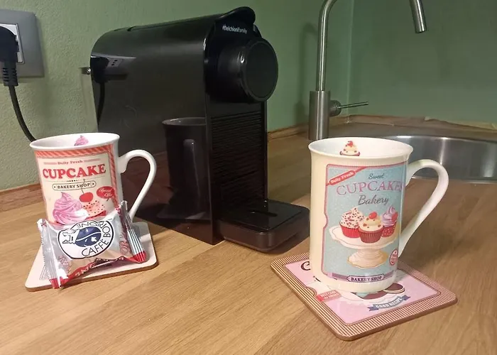 Volta B&B Imola – macchina del caffè e tazze